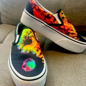 Cool black platform Vans